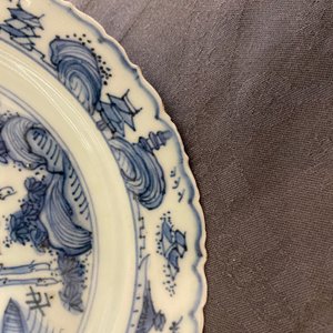 Een fijn Chinees blauw-wit bord met een hert, Wanli — foto 3