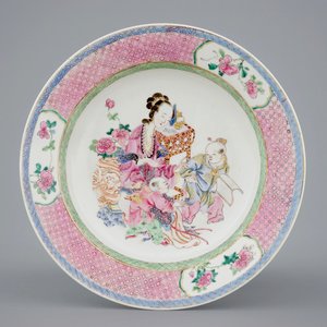 Een fijn Chinees famille rose eierschaal bord, Yongzheng, 1723-1735 — foto 1