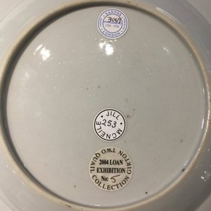 Een fijn Chinees Kakiemon-stijl bord met kwartels, Qianlong — foto 6