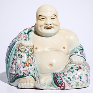 Een fijn en groot Chinees famille rose model van Boeddha, 19/20e eeuw — foto 2