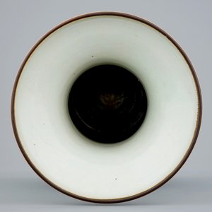 Een fijne Chinese blauw-wit op celadon fond vaas, 19e eeuw — foto 5