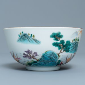 Een fijne Chinese famille rose kom, Qianlong merk, 20e eeuw — foto 5