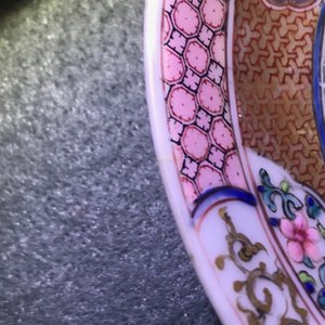 Een fijne Chinese famille rose kop en schotel met een muzikante, Yongzheng — foto 19