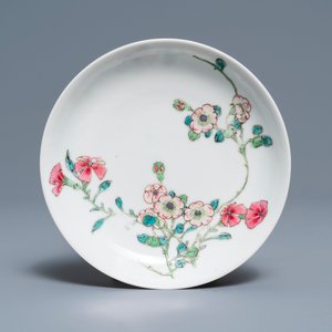 Een fijne Chinese famille rose kop en schotel met floraal decor, Yongzheng — foto 8