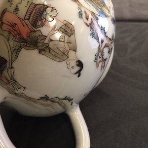 Een fijne Chinese famille rose theepot met bijhorend melkkannetje, Yongzheng — foto 13
