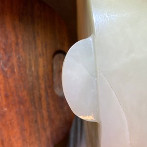 Een fijne Chinese kom in witte jade op houten voet, Kangxi — foto 17