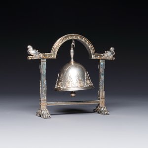Een fijne tafelbel of miniatuur gong in deels verguld zilver, Zuidoost-Azië, begin 20e eeuw — foto 1