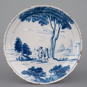 Een fraai bordje in Engelse Delftware met een fijn landschap, 18e eeuw — foto 1