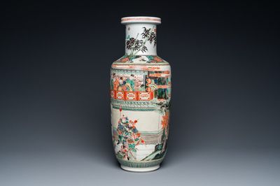 Een fraaie Chinese famille verte rouleau 'Roman van de Drie Koninkrijken' vaas, Kangxi