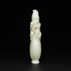 Een fraaie Chinese witte jade dekselvaas met boeddhistische leeuwen, Qing — foto 2