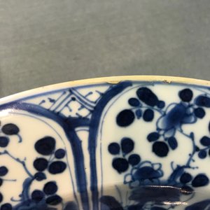 Een fraaie collectie Chinees blauwwit en famille rose porselein, Kangxi/Qianlong — foto 40