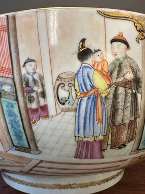 Een fraaie grote Chinese Canton famille rose kom met mandarijns decor, Qianlong — foto 14