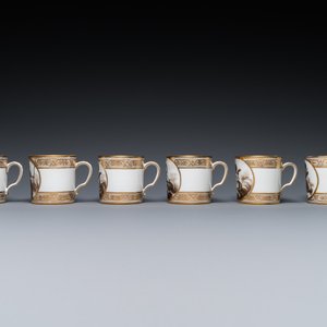 Een Frans porseleinen 14-delig theeservies met decor van putti, Parijs, gemerkt voor atelier Nast, 19e eeuw — foto 10