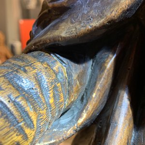 Een fruithouten figuur van een vrouwelijke heilige, Rijngebied, Duitsland, 2e helft 16e eeuw — foto 9