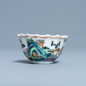 Een gelobde Chinese famille rose kop en schotel, Yongzheng — foto 7