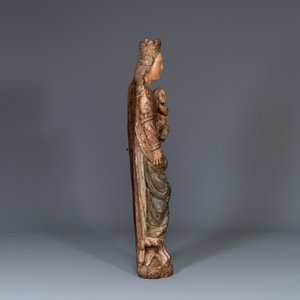 Een gepolychromeerd eikenhouten figuur van een Madonna met kind, Frankrijk, 2e helft 16e eeuw — foto 4