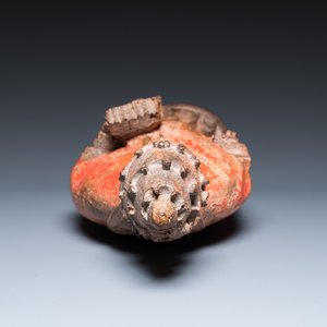 Een gepolychromeerde notelaren sculptuur van Paus Nicolaas V, Noord-Frankrijk, 15e eeuw — foto 7