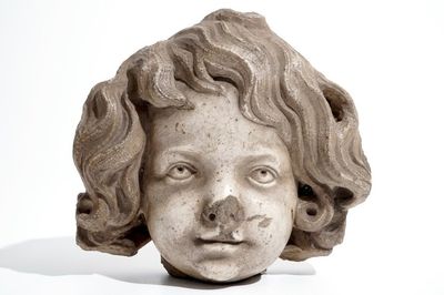 Een gesculpteerde engelenkop in marmer, Vlaanderen, 16/17e eeuw