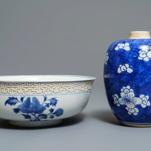 Een gevarieerd lot Chinees blauwwit porselein, Kangxi — foto 2