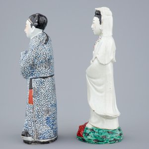 Een gevarieerd lot Chinees famille rose porselein, 19/20e eeuw — foto 7
