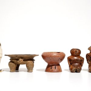 Een gevarieerd lot etnografische kunst w.o. Pre-Colombiaans en Egyptisch — foto 2