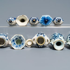 Een gevarieerde collectie blauwwitte Delftse miniaturen, overwegend 18e eeuw — foto 4