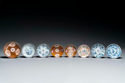 Een gevarieerde collectie Chinees blauw-wit, famille rose en Imari-stijl porselein, Yongzheng/Qianlong — foto 12