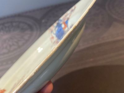 Een gevarieerde collectie Chinees blauw-wit, famille rose en Imari-stijl porselein, Yongzheng/Qianlong — foto 30