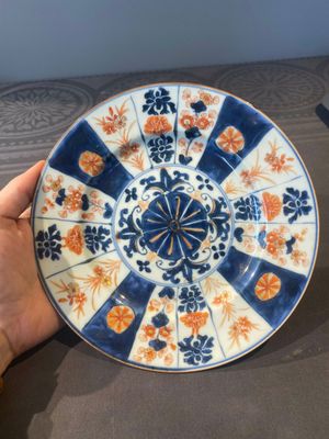 Een gevarieerde collectie Chinees blauw-wit, famille rose en Imari-stijl porselein, Yongzheng/Qianlong — foto 39