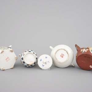 Een gevarieerde collectie Chinees en Japans porselein, 17/19e eeuw — foto 9