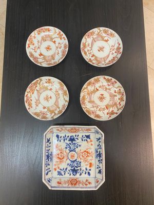 Een gevarieerde collectie Chinees en Japans porselein, 18e eeuw — foto 10