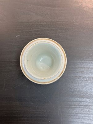 Een gevarieerde collectie Chinees famille rose en qianjiang cai porselein, 19/20e eeuw — foto 38