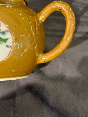 Een gevarieerde collectie Chinees famille rose en verte porselein, 18/19e eeuw — foto 16