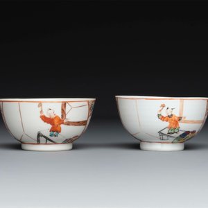 Een gevarieerde collectie Chinees famille rose en verte porselein, 18/19e eeuw — foto 8