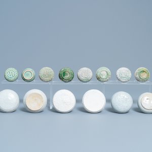 Een gevarieerde collectie Chinees porselein en aardewerk, Song en later — foto 2