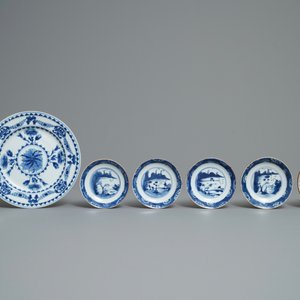 Een gevarieerde collectie vnl. blauw-wit Chinees porselein, Ming en later — foto 2