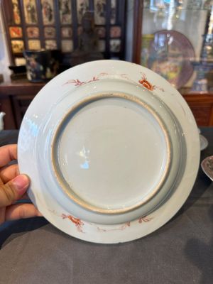 Een gevarieerde verzameling Chinees famille rose porselein, Yongzheng/Qianlong — foto 39