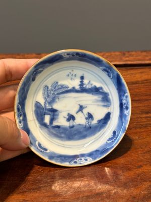 Een gevarieerde verzameling van 45 stukken Chinees porselein, Kangxi en later — foto 23