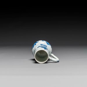 Een groep van zes stukken Chinees blauw-wit porselein, Kangxi — foto 12