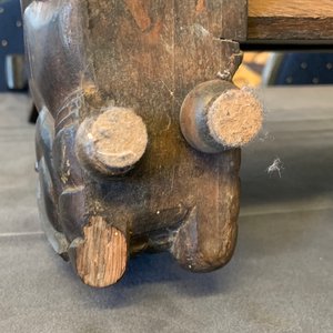 Een groot Chinees met parelmoer ingelegd houten scherm met zijden borduursel, 19e eeuw — foto 24