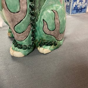 Een groot Chinese verte biscuit model van een luduan, wellicht Kangxi — foto 15