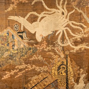 Een groot Japans geborduurd zijden paneel met een feniks, Meiji, 19e eeuw — foto 2