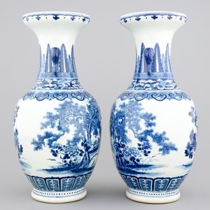 Een groot paar blauw-witte Chinese vazen, 19e eeuw — foto 4