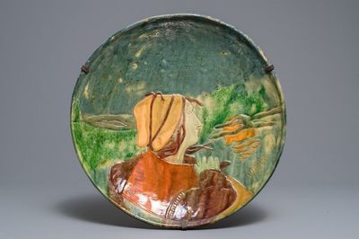 Een grote 1899 gedateerde Vlaams aardewerken Art Nouveau 'Sunset' schotel, Leo Maes Vereenoghe, Torhout
