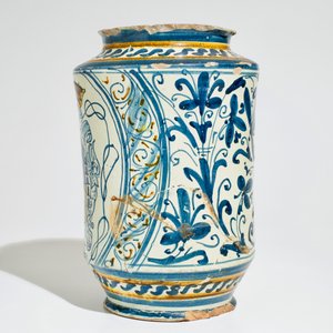 Een grote albarello met wapendecor in Italiaanse majolica, Deruta, 17e eeuw — foto 4