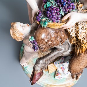 Een grote 'Bacchus' groep, porselein in de stijl van Meissen, eind 19e eeuw — foto 8