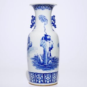 Een grote blauw-witte Chinese vaas met Liu Hai en de pad, 20e eeuw — foto 1