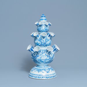 Een grote blauw-witte Delftse tulpenvaas, 19e eeuw — foto 4