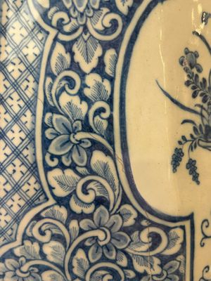 Een grote blauw-witte Delftse wandfontein met deksel, 1e helft 18e eeuw — foto 10