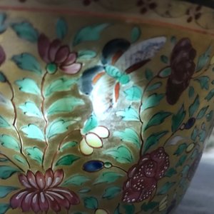 Een grote Chinese Bencharong kom voor de Thaise markt, 19e eeuw — foto 11